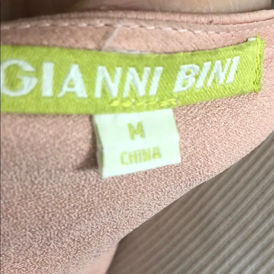 New Gianni Bini silk like top - Image 6