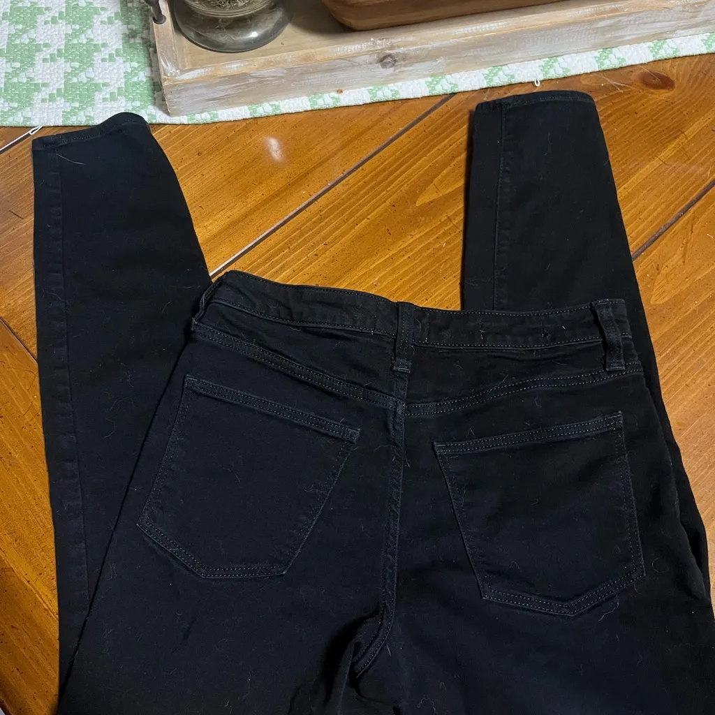 Universal Thread Women's Skinny Jeans - Black - Image 5