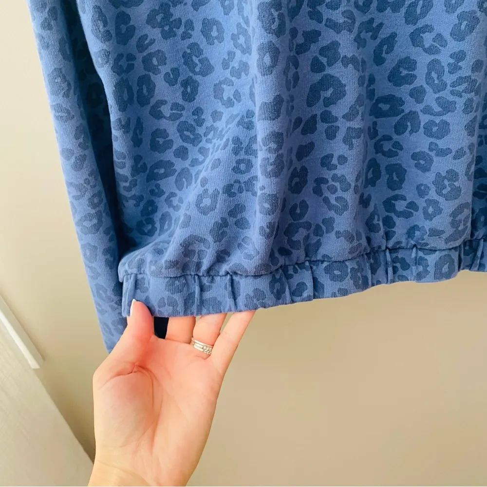 Z Supply Leopard Print Pullover Sweater Blue/Purple Sz Small - Image 6