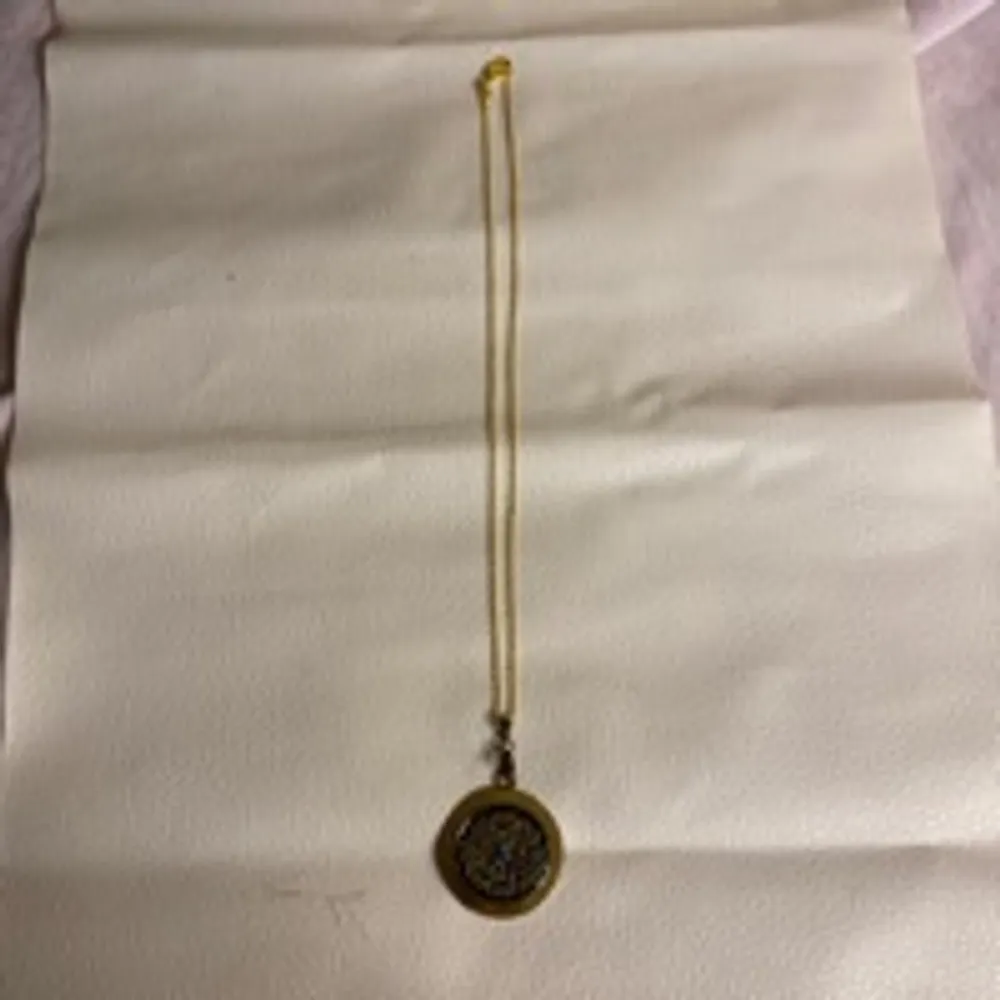 Vintage Gold - Image 2