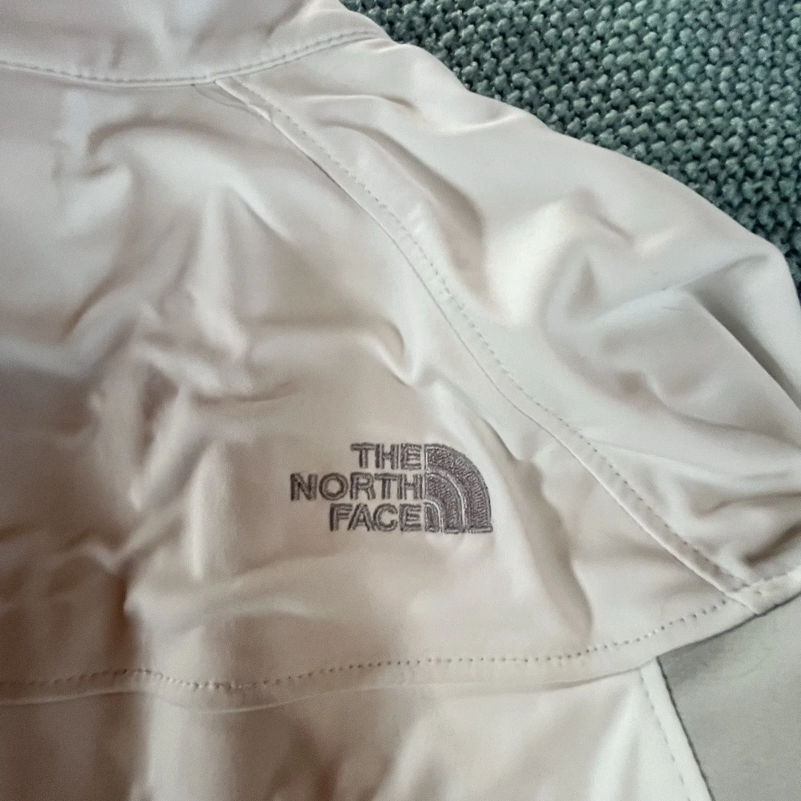 The North Face  Women's Soft Shell Jacket White Gray Size S Windstopper EUC - Image 14