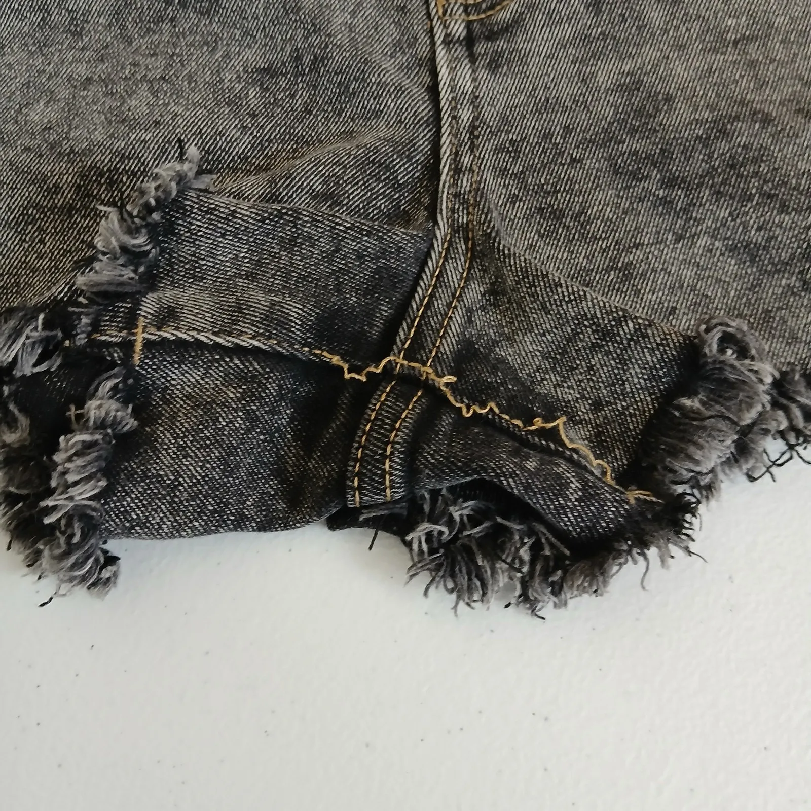 Kendall + Kylie Black Denim Shorts Women 7/28 Distressed Grunge Acid Wash Rocker - Image 13