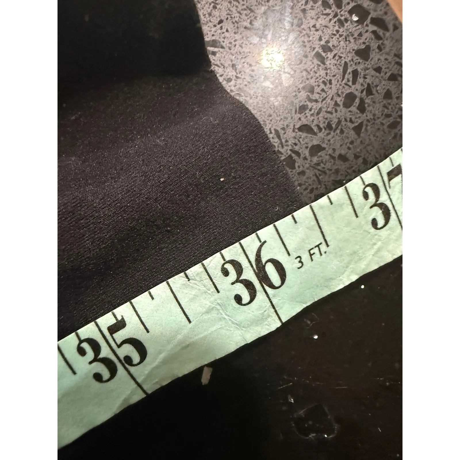 Lululemon Align High Rise Jogger Black V Waist Logo Size 6 - Image 7