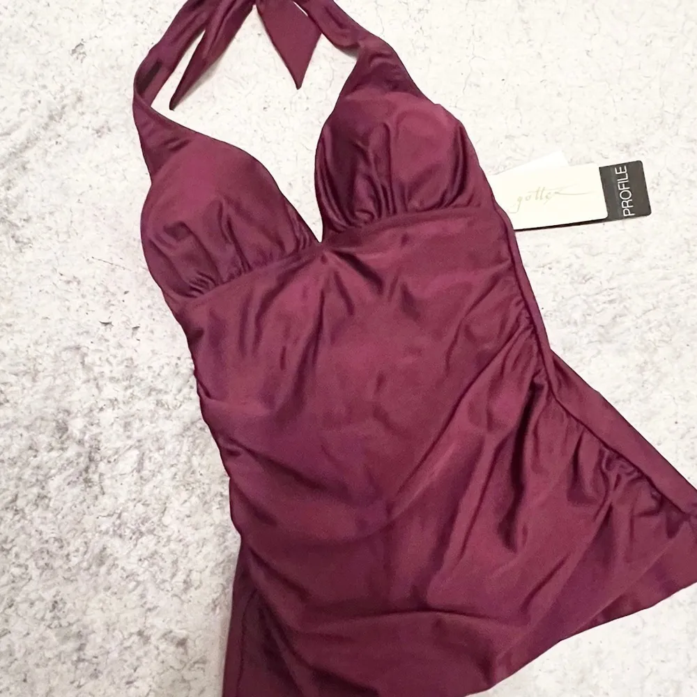 Gottex SATIN NIGHTS HALTER TANKINI SWIM TOP IN WINE Size 6 NWT - Image 2