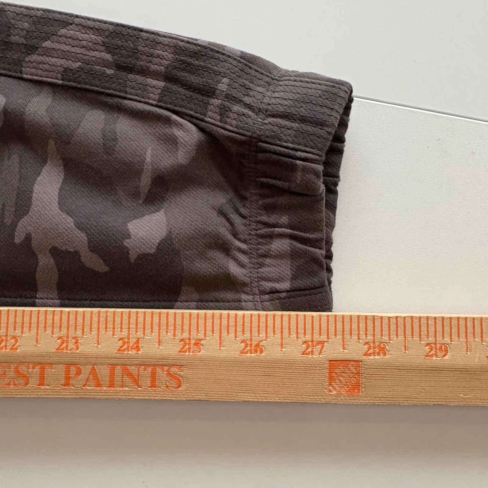 Athleta Farallon Camo Jogger Pants Womens Size 2 Grey Camouflage Drawstring - Image 4