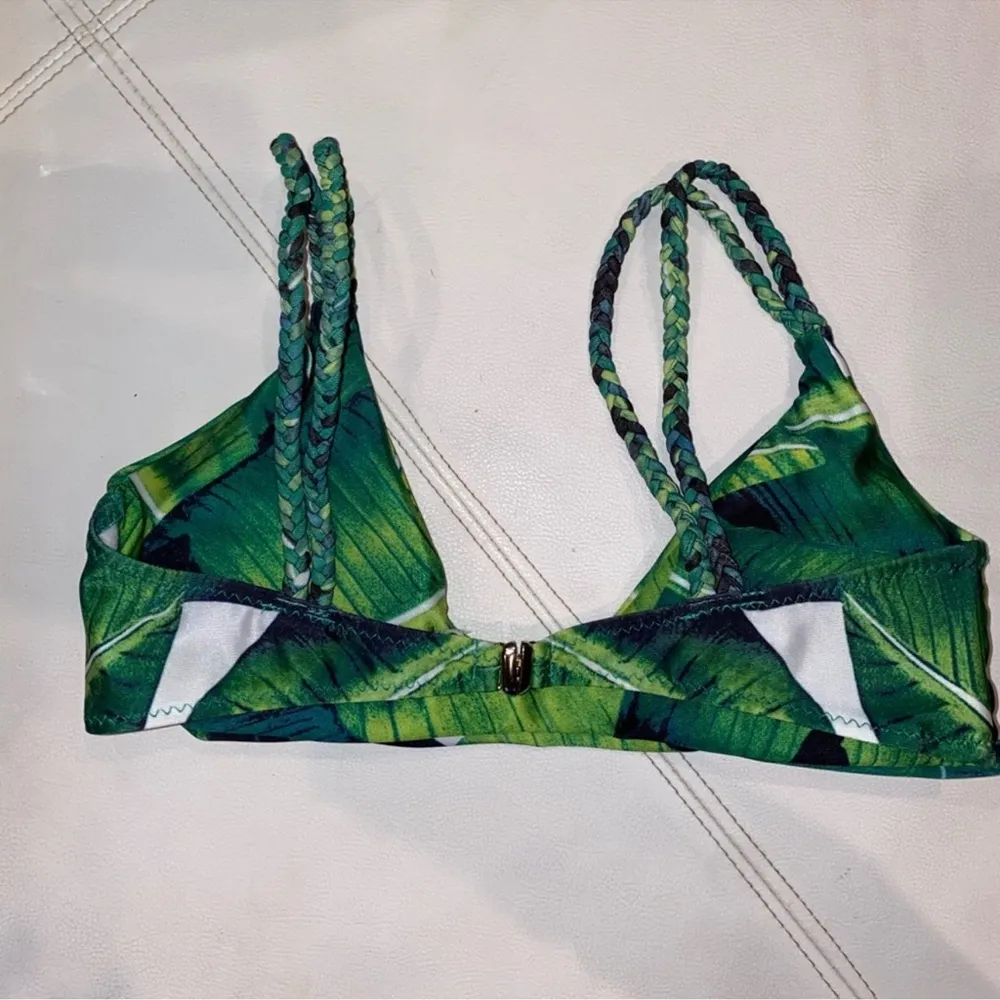 Tropical Green Leaf Print Bikini Set - Image 4