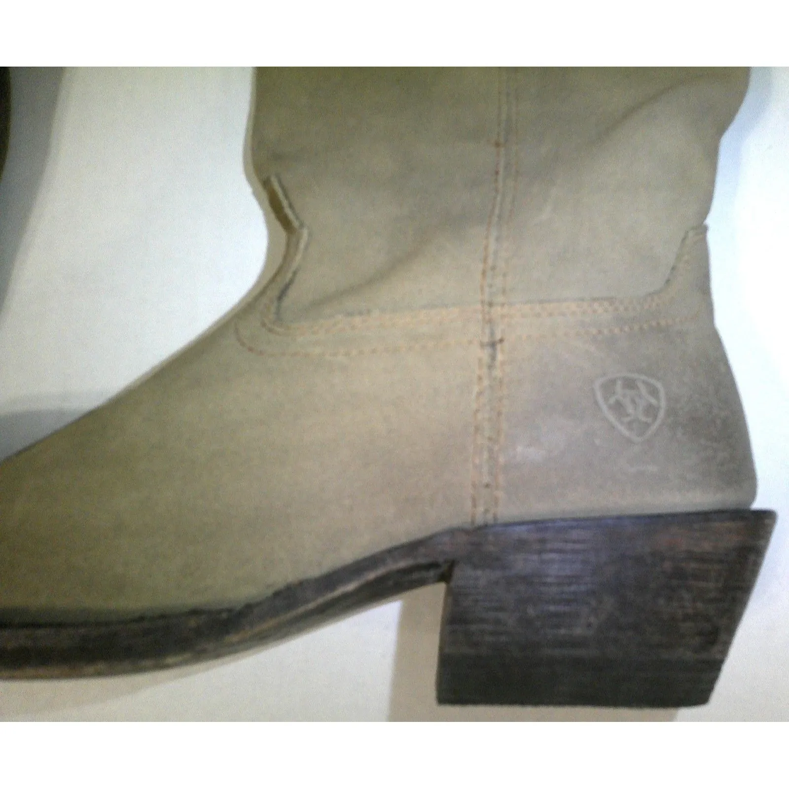 New NWT Womens 7 Ariat Memphis Boot Western Burnt Taupe Suede Light Brown Leathe - Image 5