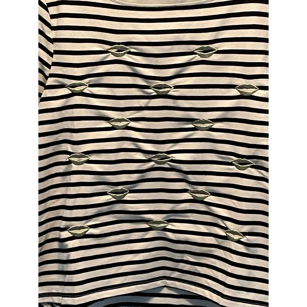 Betsey Johnson Performance Striped Lips Shirt size Medium NWOT - Image 6