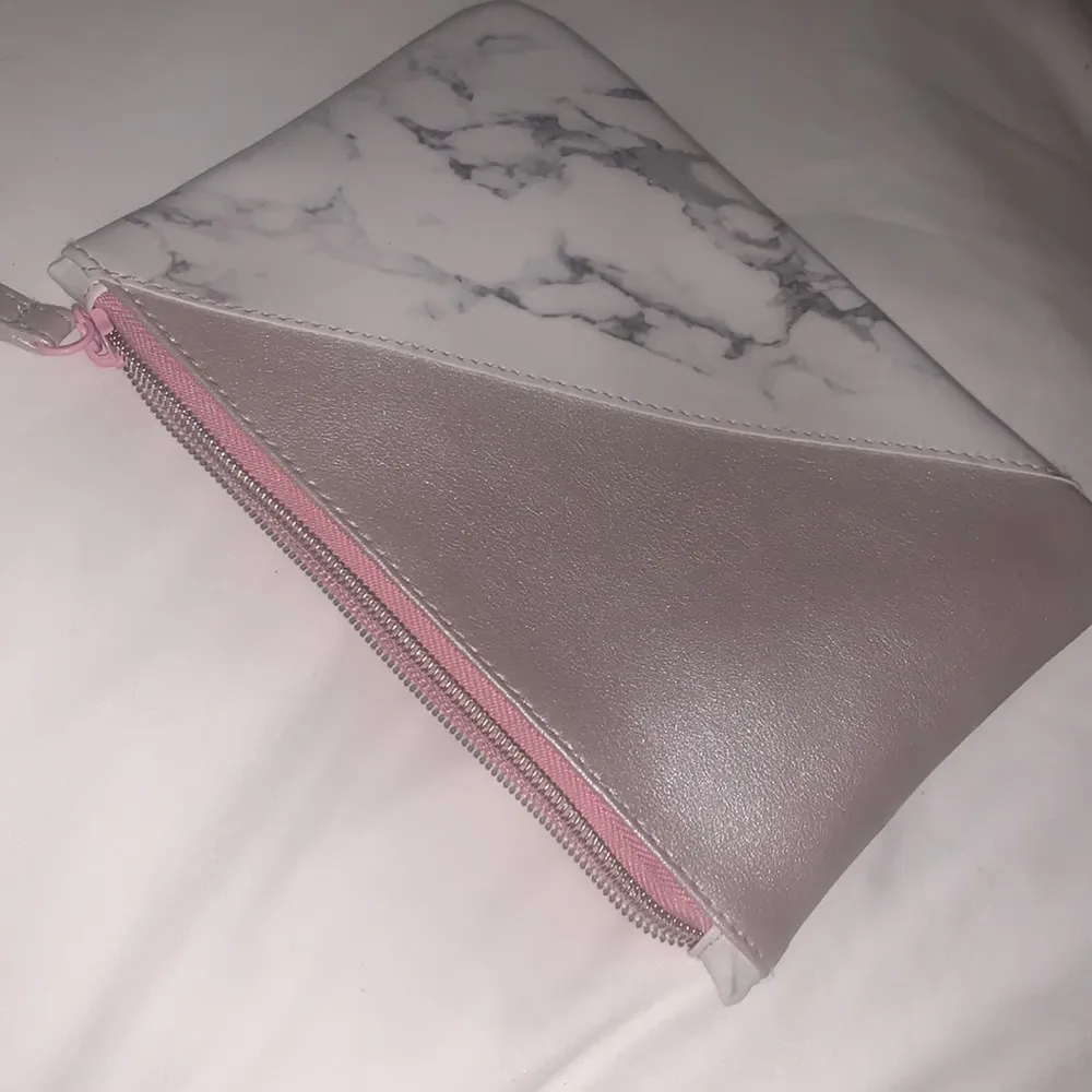 Marble Glam Cosmetic Bag - Image 2