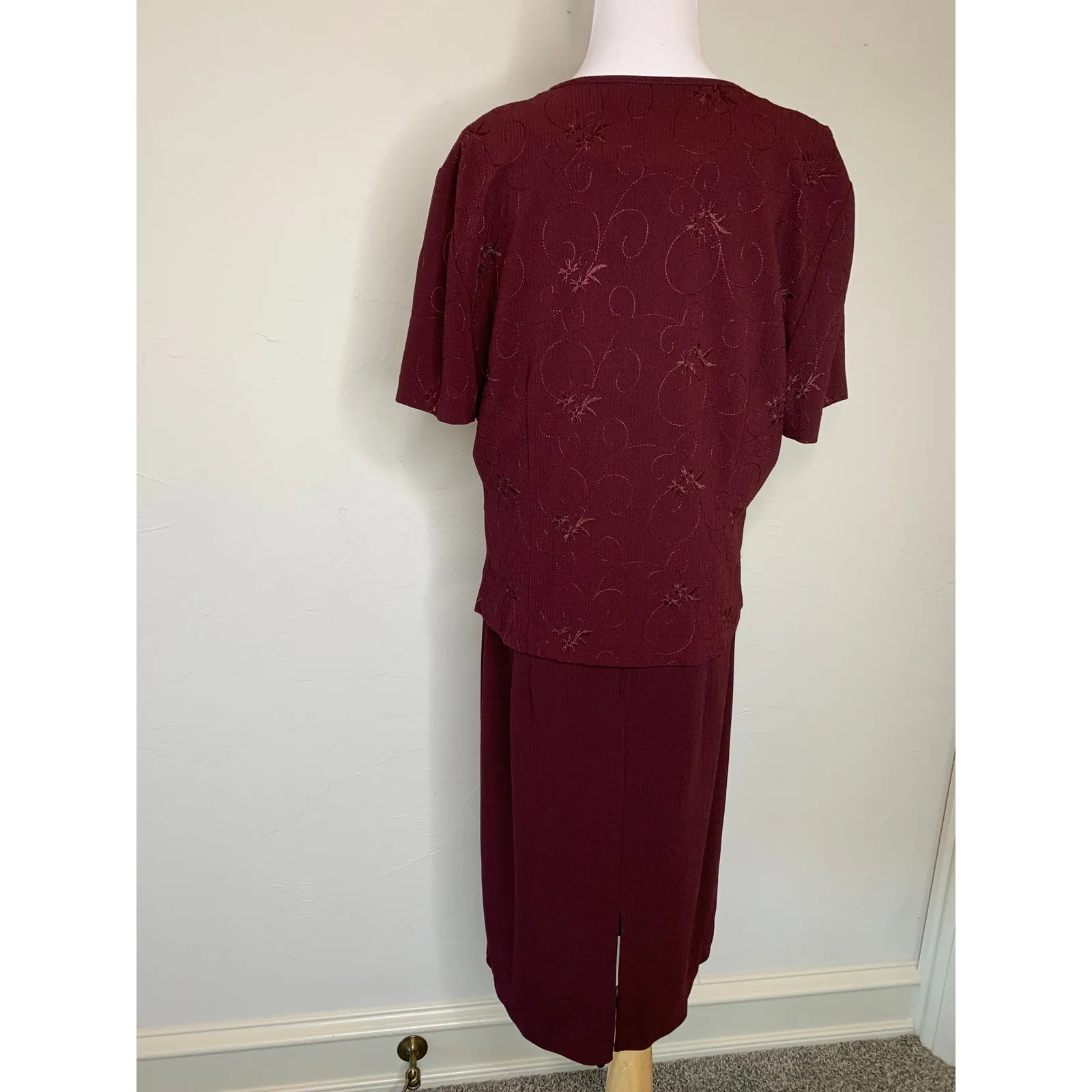 Sag Harbor Burgundy Shift Dress w Short Sleeve Cover Up Sz 14 - Image 3