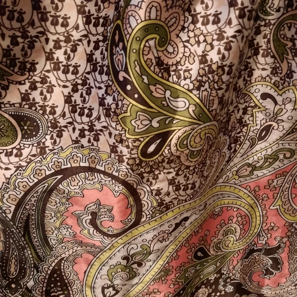 A Byer  Sleeveless Blouse Medium NWT - Image 7