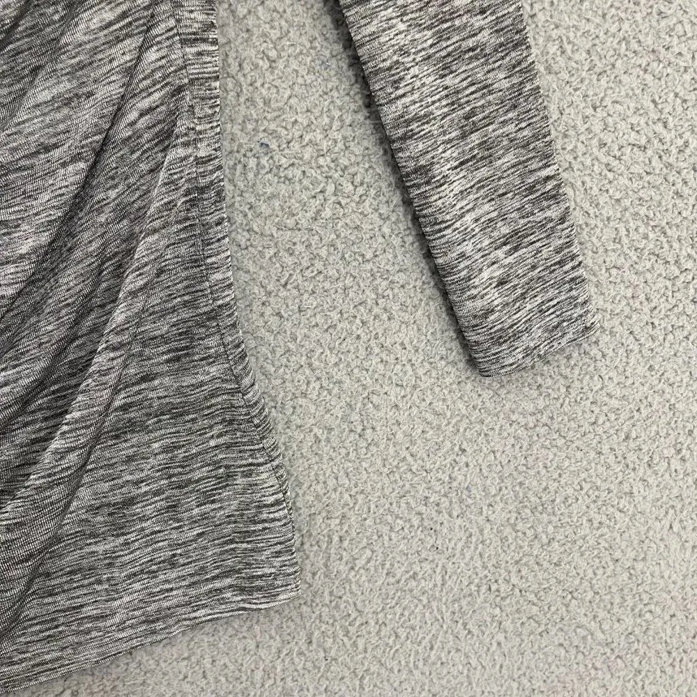 KEREN hart Gray Metallic Women S‎ Sequined Plunge Blouse - Image 2