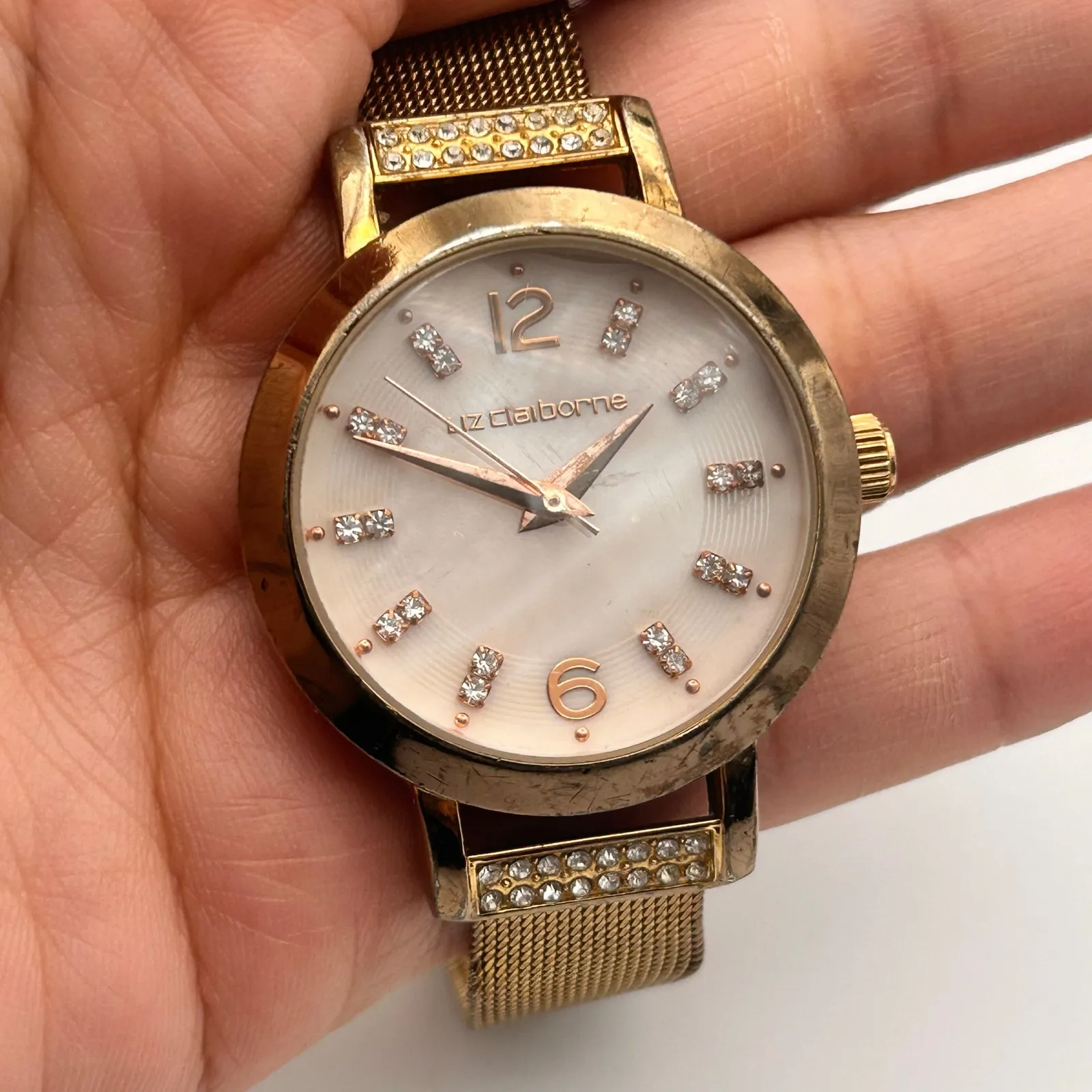 Liz Claiborne Mother Pearl Rose Gold 33mm Women’s Watch Working - Image 7