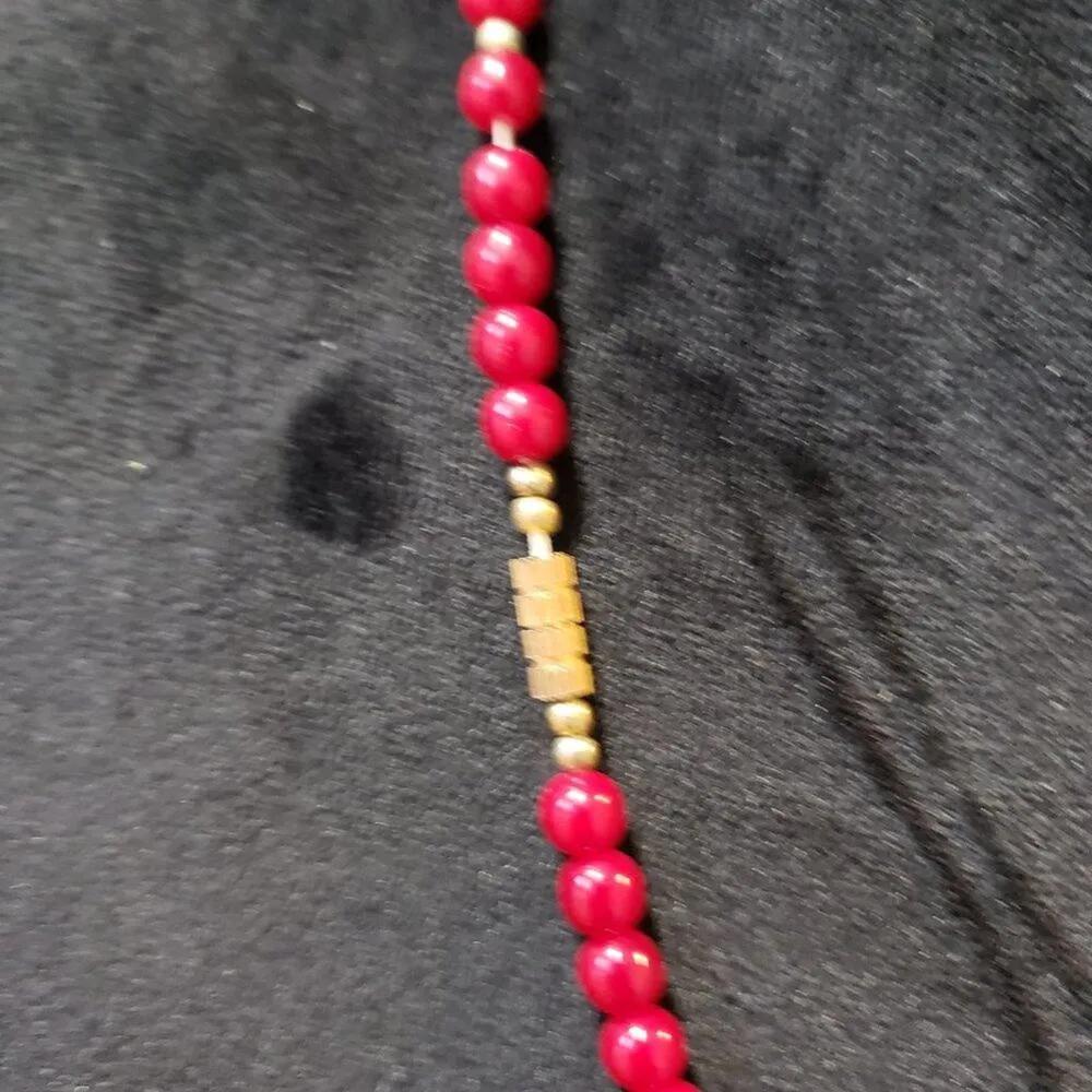 Womens Fashion Gold Tone Red Beaded Statement Collar Necklace with Barrel Clasp - Image 7