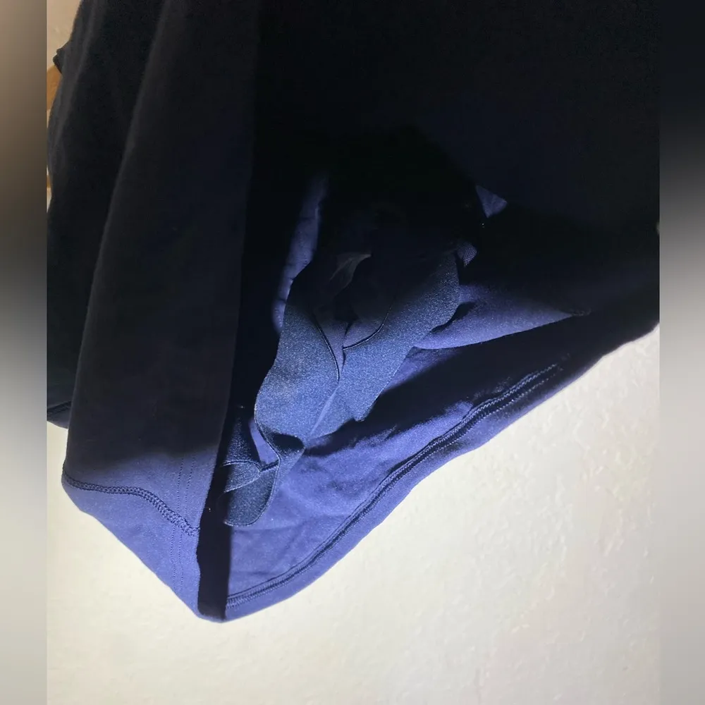 Like New Athleta Women’s Conscious Crop Bra (‎ M ) - Image 4