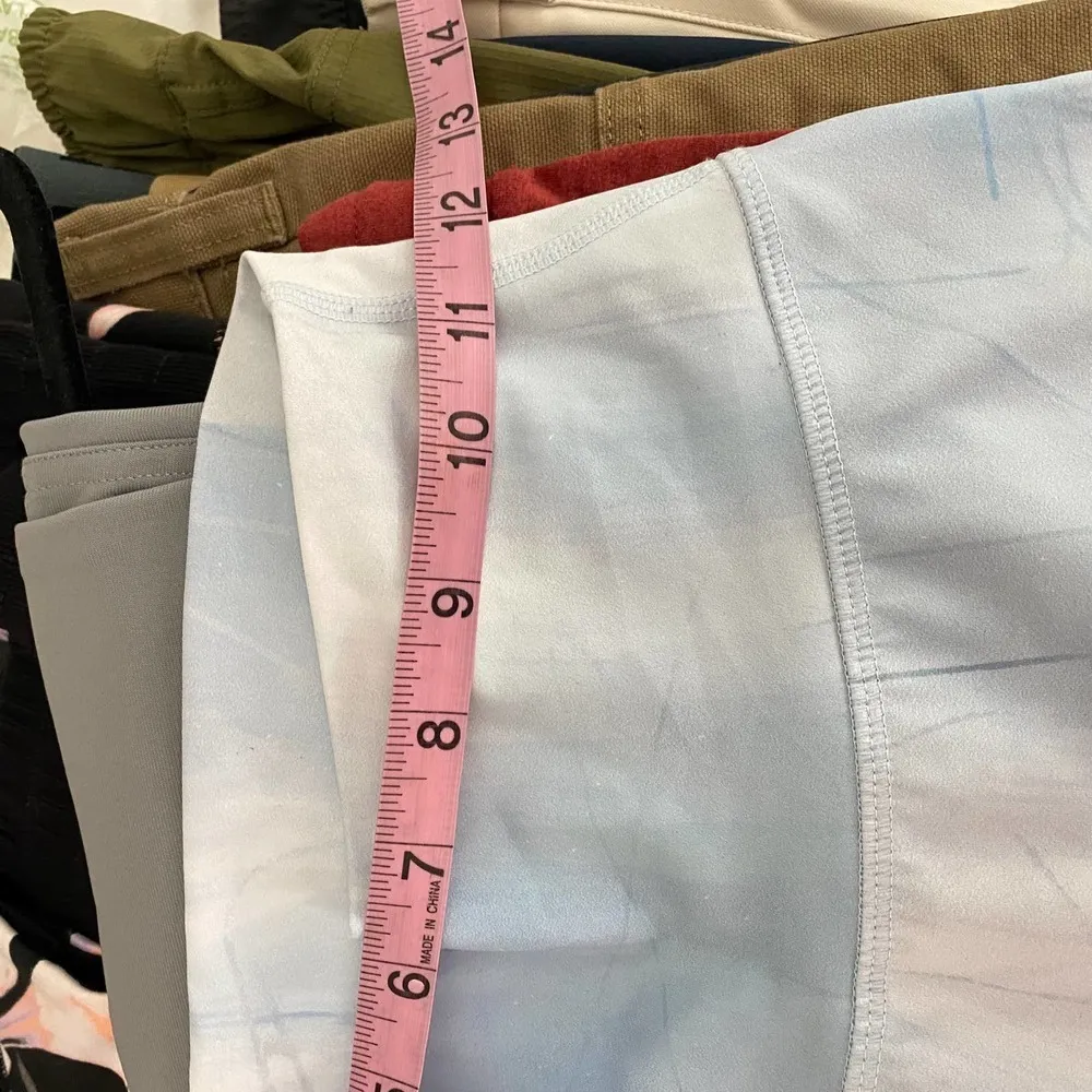 BuffBunny Light Blue White Sky Cloud Print High-Rise 7/8 Legging Super Stretch S - Image 4