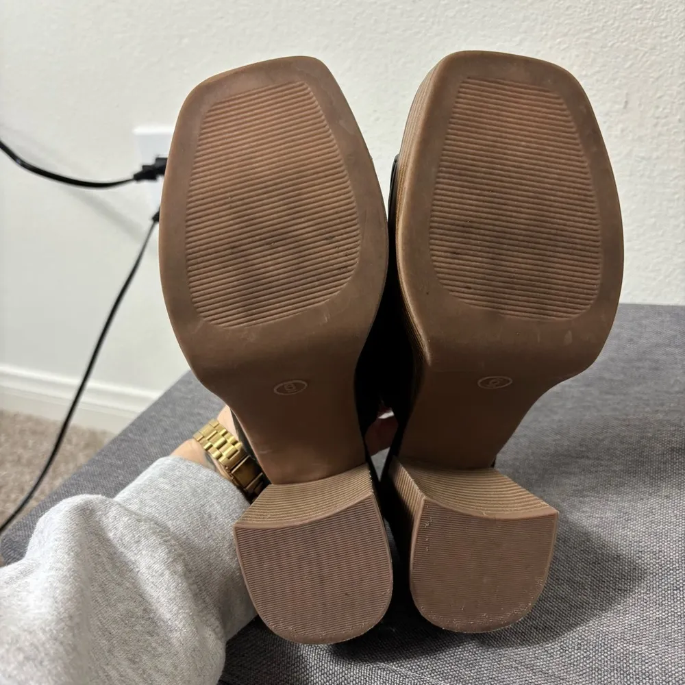 Universal Thread Women's Gabby Platform Mule Heels size 6 - Image 7