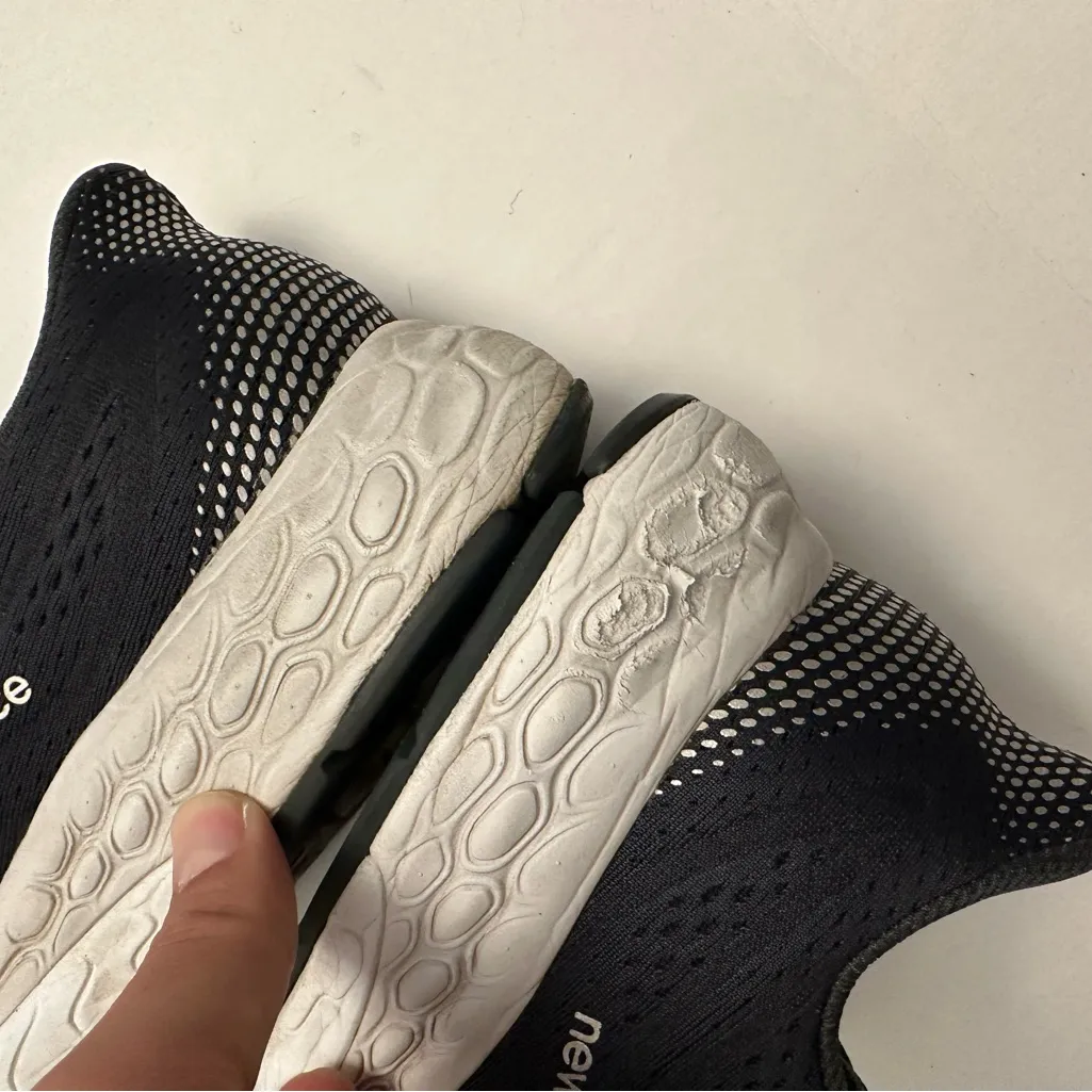 New Balance Fresh Foam 880 v13 Running Shoe Grey Black Women Sz 11 - Image 14