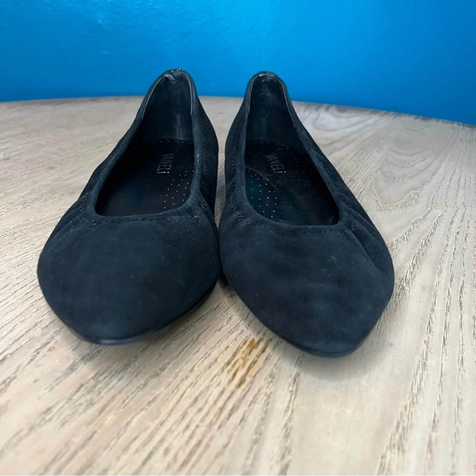 Van Eli Wavy Low Heel Pointed Toe Scrunch Flats Size 7.5 - Image 6