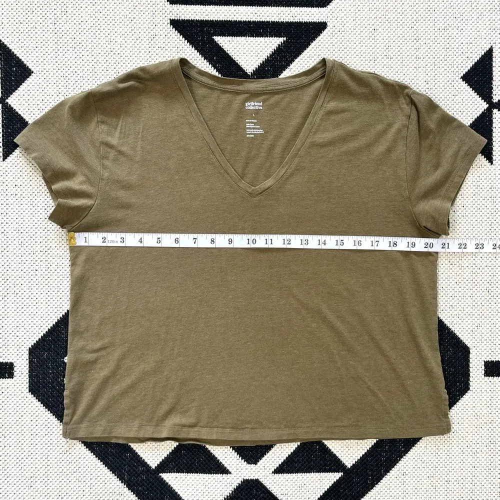 Cupro V-Neck Short Sleeve Tee in Fern Large - Image 4