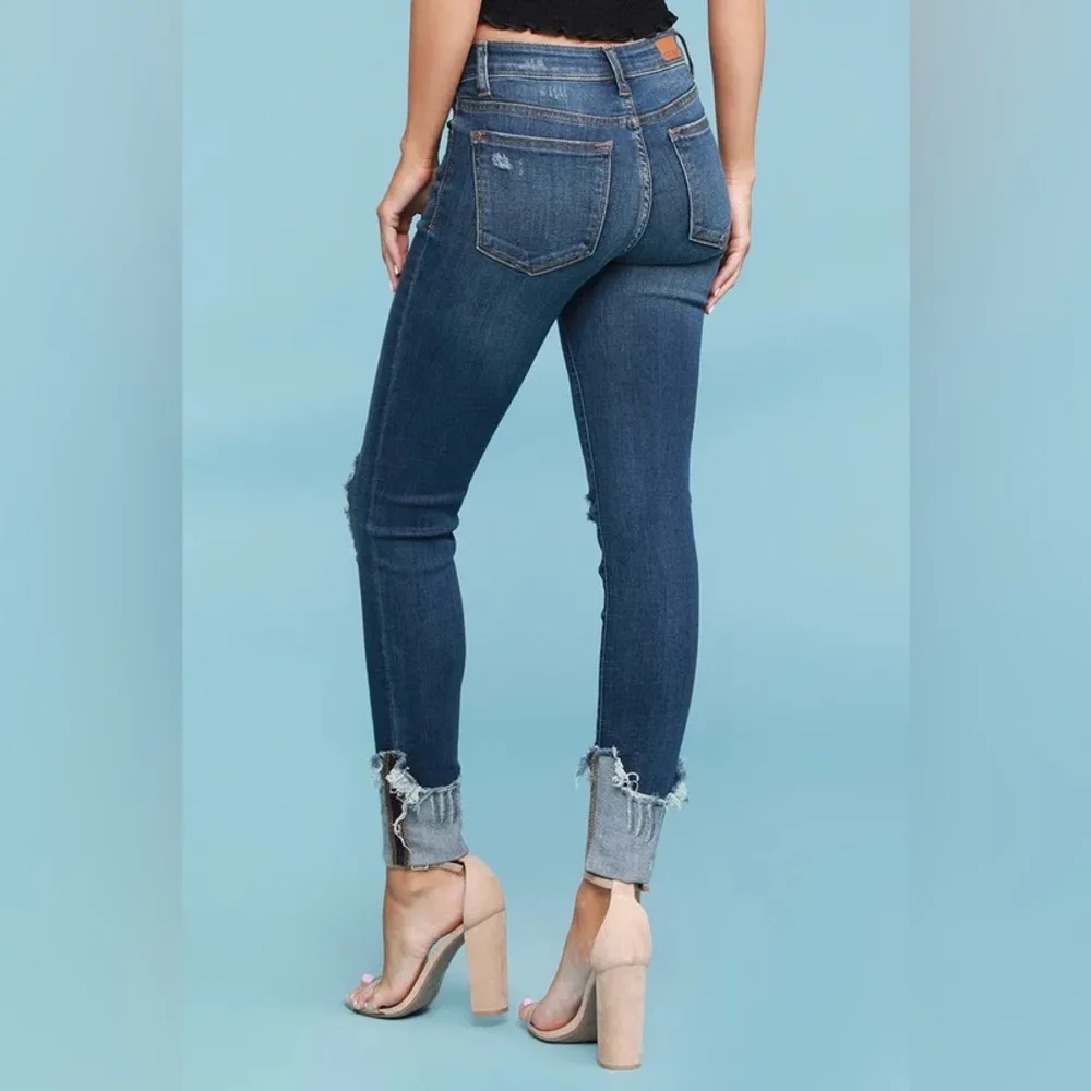 JUDY BLUE Mid Rise Skinny Fit Cuffed Raw Hem Dark Wash Denim Jeans Size 32 NWT - Image 4