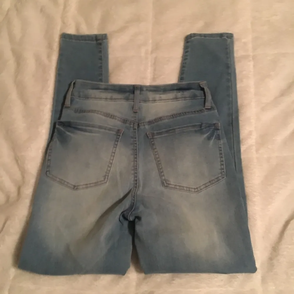 High Rise Ankle Jegging Jeans - Image 8