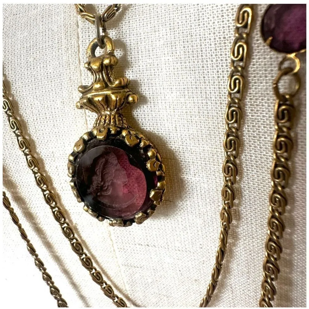 Goldette gold tone multi strand vintage purple cameo glass pendant necklace - Image 2
