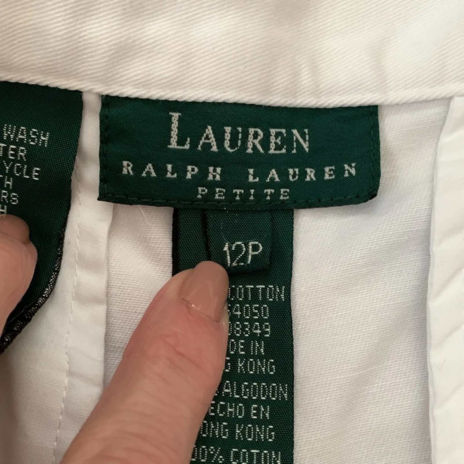 Vintage 80s/90s Lauren Ralph Lauren White Cotton High Waist Mom Shorts - 12P - Image 4