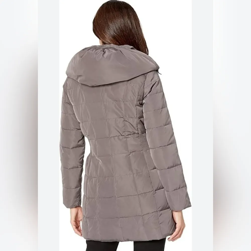 Cole Haan Women's Taffeta Down Coat with Bib Front and Dramatic Hood Size XS - Image 2