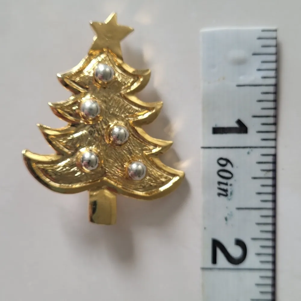 Vintage Gold Tone Christmas Holiday Tree Brooch Pin Stocking Stuffers - Image 5