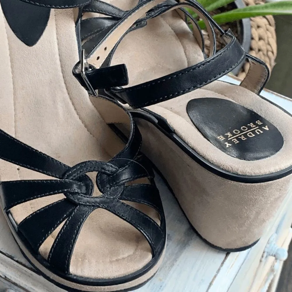 Aubrey Brooke Women's Perforated Ankle Strappy Wedge Sandals Black Size 8.5 - Image 3