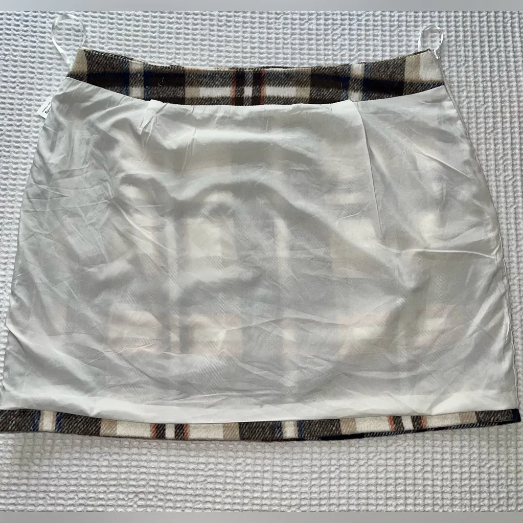 Plaid Academia Mini Skirt - Image 5