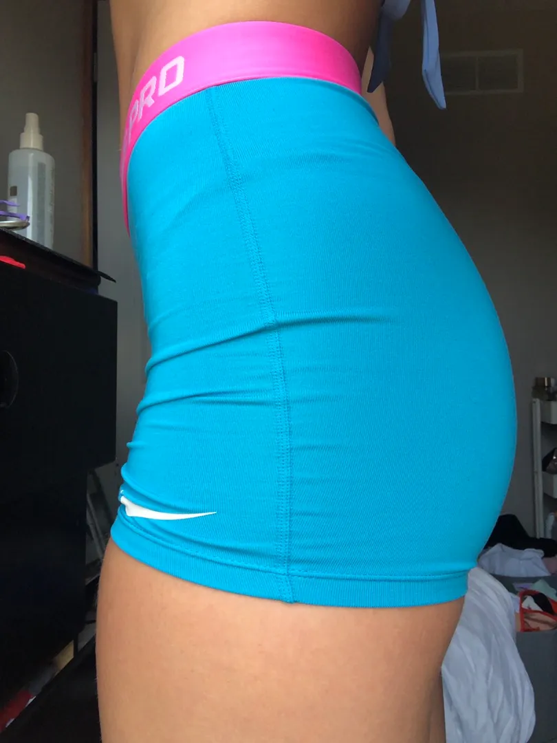Nike Pro Pink Spandex - Image 2