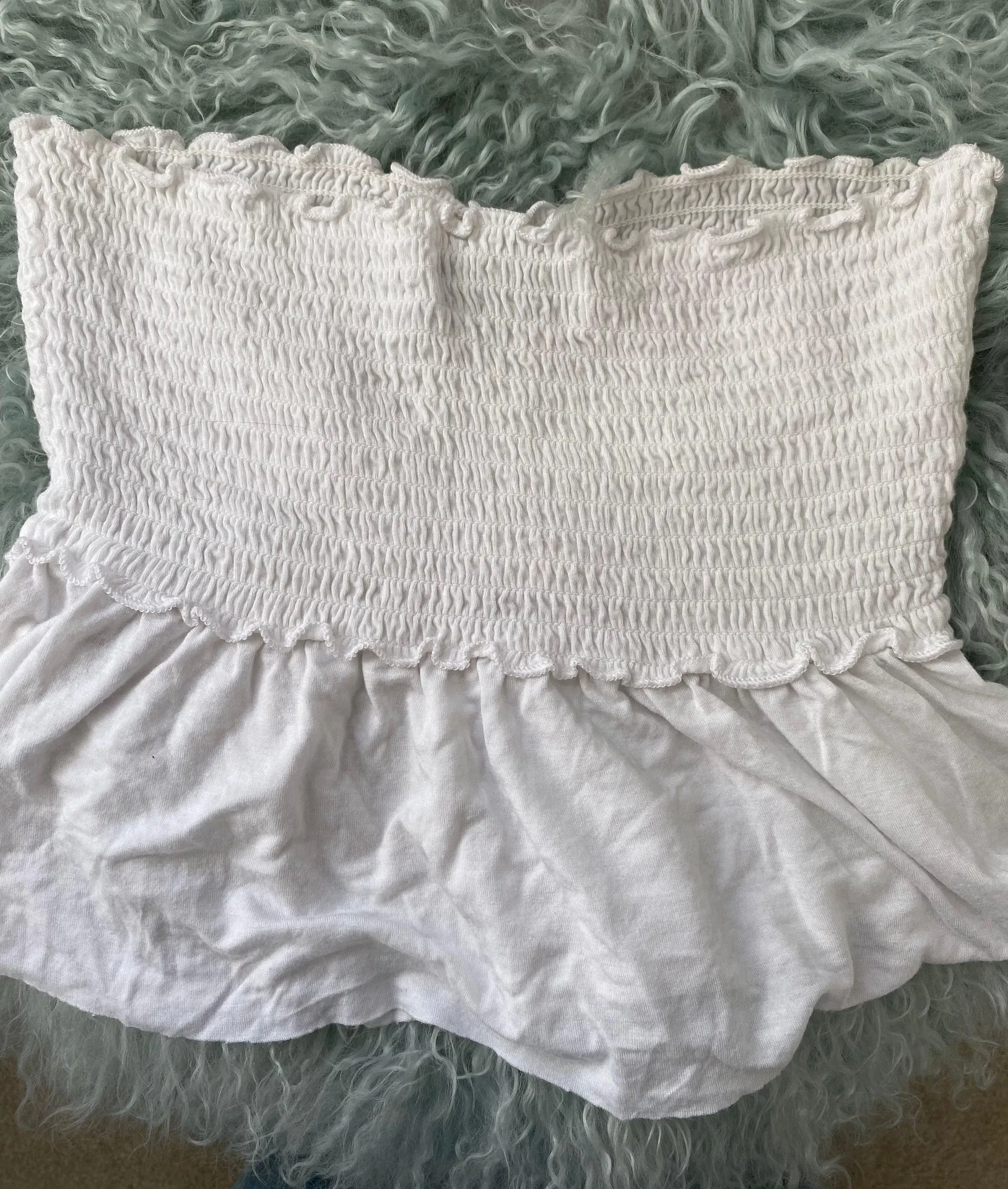 Hollister Smocked Tube Top - Image 4