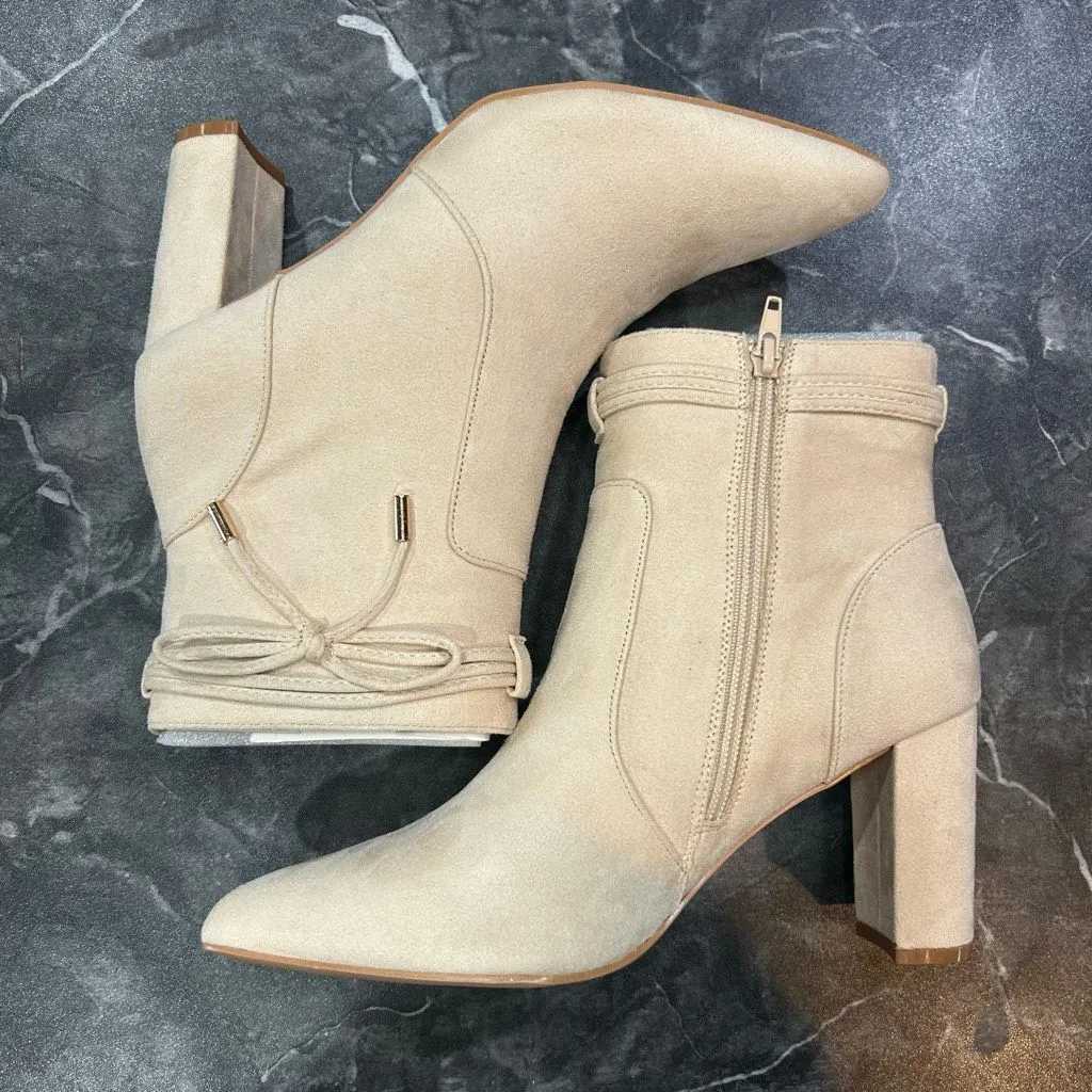 ZBY Amazon Women’s 8.5 Pointed Toe Beige  Dressy Fall Booties New - Image 3