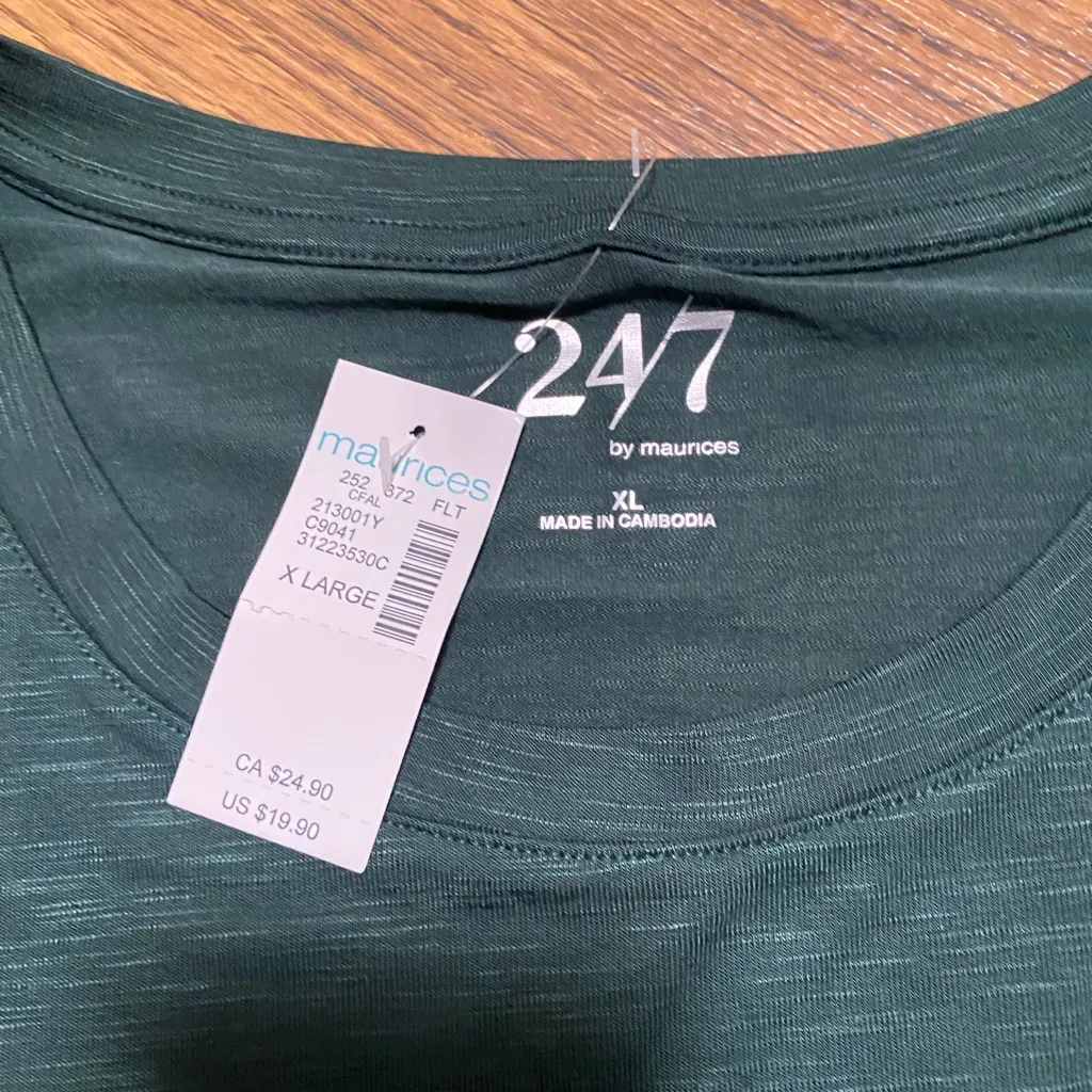 NWT MAURICES TEE - Image 2