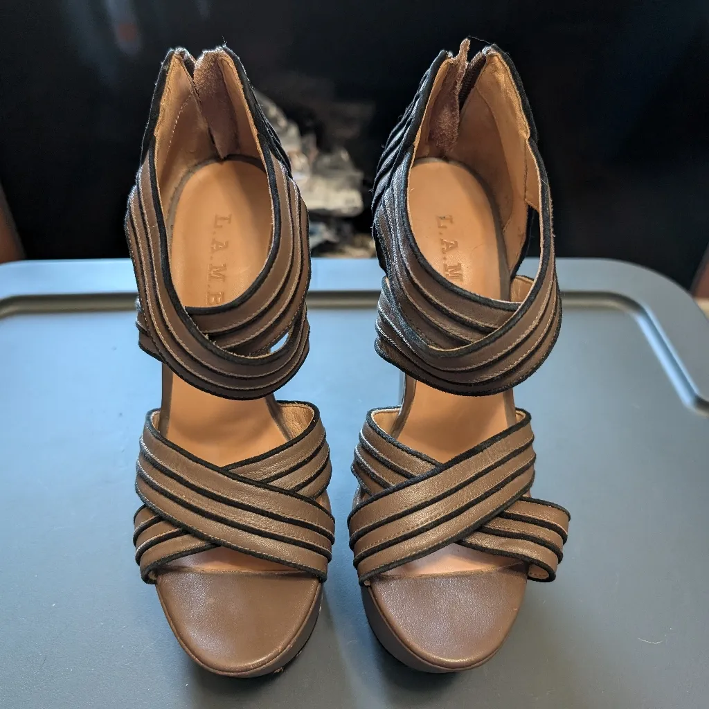 L.A.M.B Bernadette Leather Wedge W7.5 - Image 5