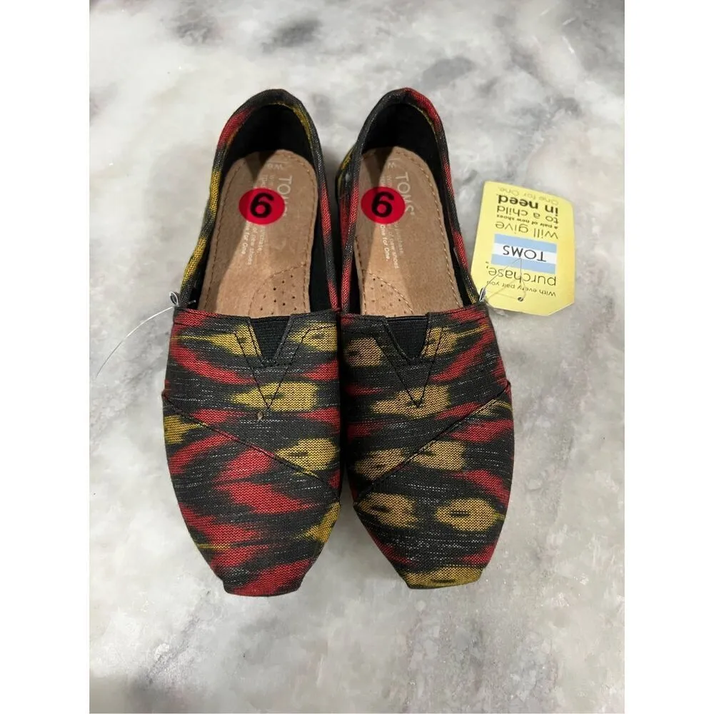 TOMS Sz 6 Classic Pink/Multi Canvas Ikat Slip-on Shoes - Image 7