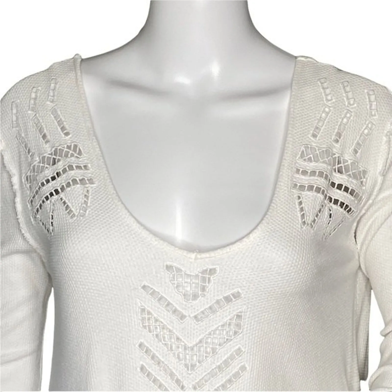 Free People‎ Shirt Womens Small White Scoop Laser Cut Textured Neutral Edgy - Image 4