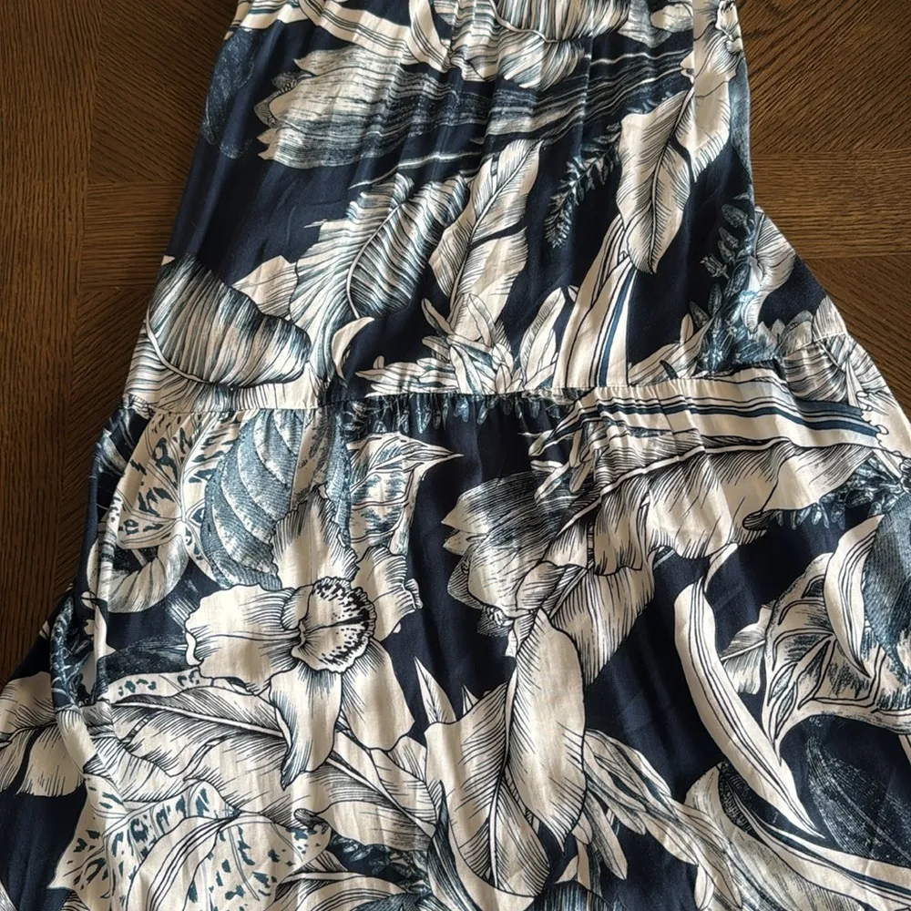 MAAJI  Juliette Calla Lily Tiered Plunge Neck Cover-Up Dress, Size Large, $155 - Image 12