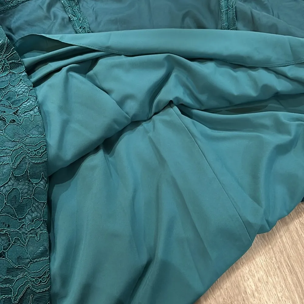 Eliza J Teal Green Blue Lace Formal Dress - Image 9