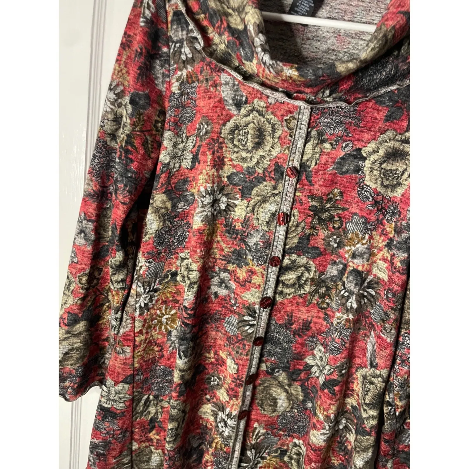 Pure Essence Urbanology Floral Cowl Neck Button Front Tunic Top Womens M Red Size M - Image 2