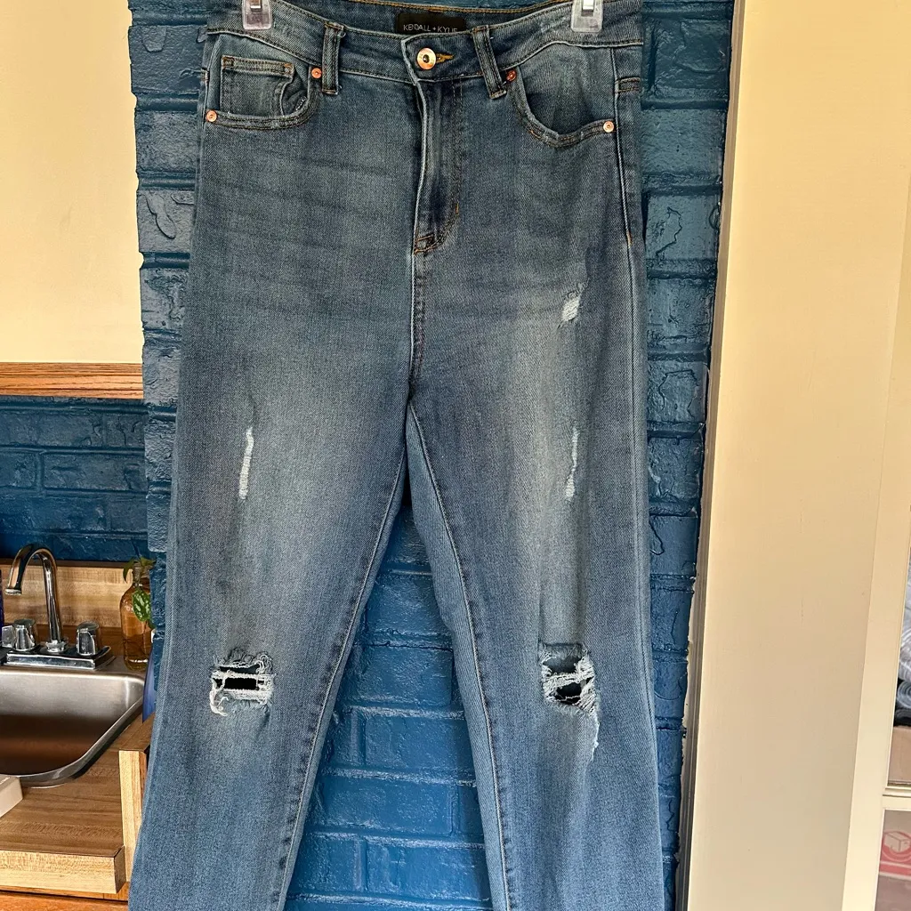Kendall & Kylie Blue Straight Leg Jeans‎ with Distressed Details - Image 2