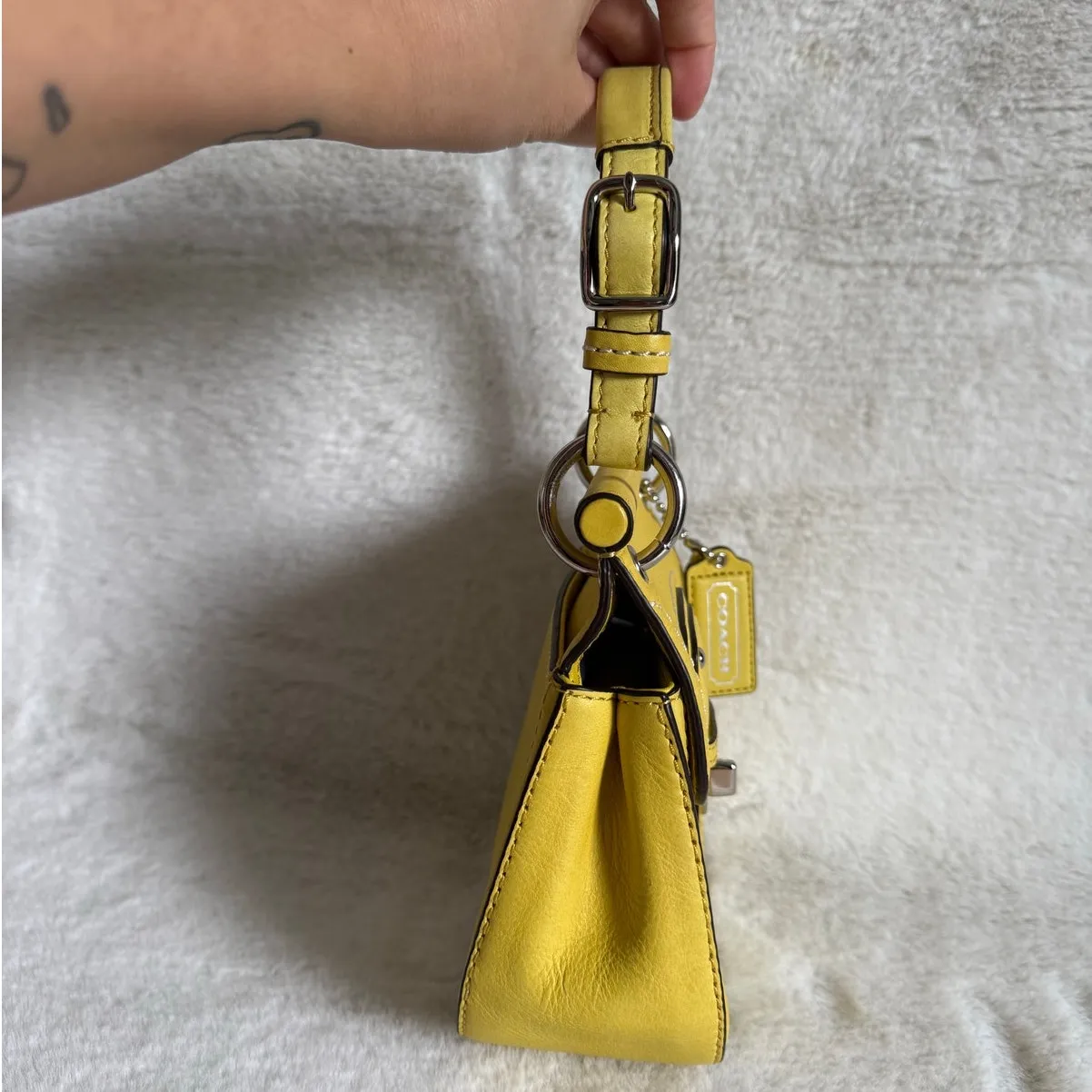 y2k COACH Legacy Yellow Top Handle Crossbody - Image 5