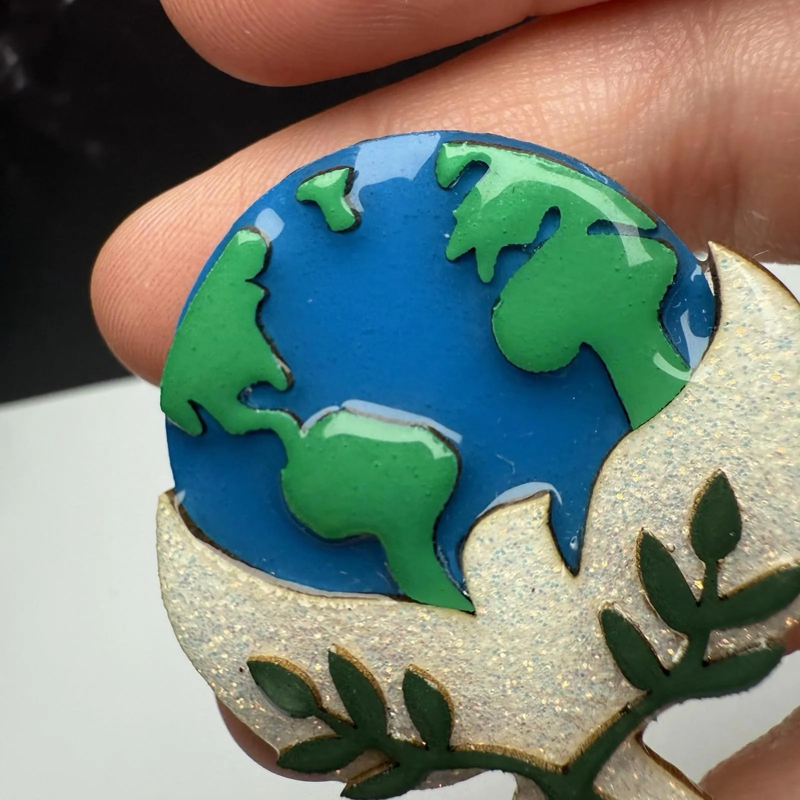 Peace on Earth Dove of World Peace & Olive Branch Designs By Lucinda Brooch Pin - Image 4