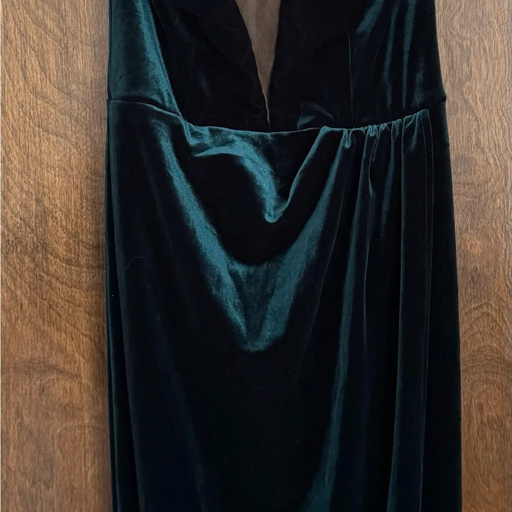 Michael Costello x Revolve dark green Asymmetrical Velvet maxi Dress, size S - Image 14