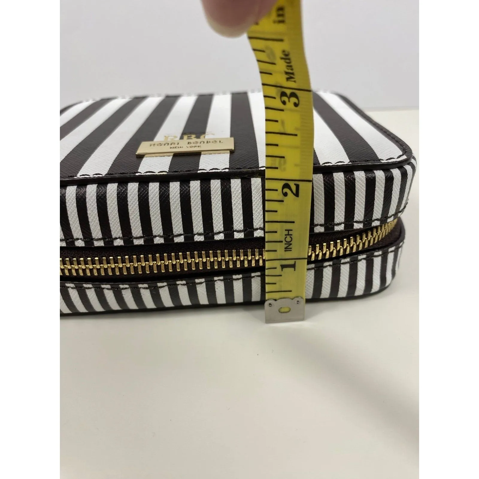 Henri Bendel  Brown & White Stripe Jewelry Case – Monogram “RBC” - Image 8