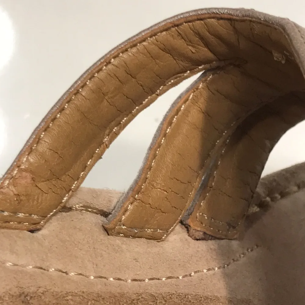 Clarks Artisan Women’s Jewel Beaded Leather Earth Tones Wedge Thong Sandals - Image 11