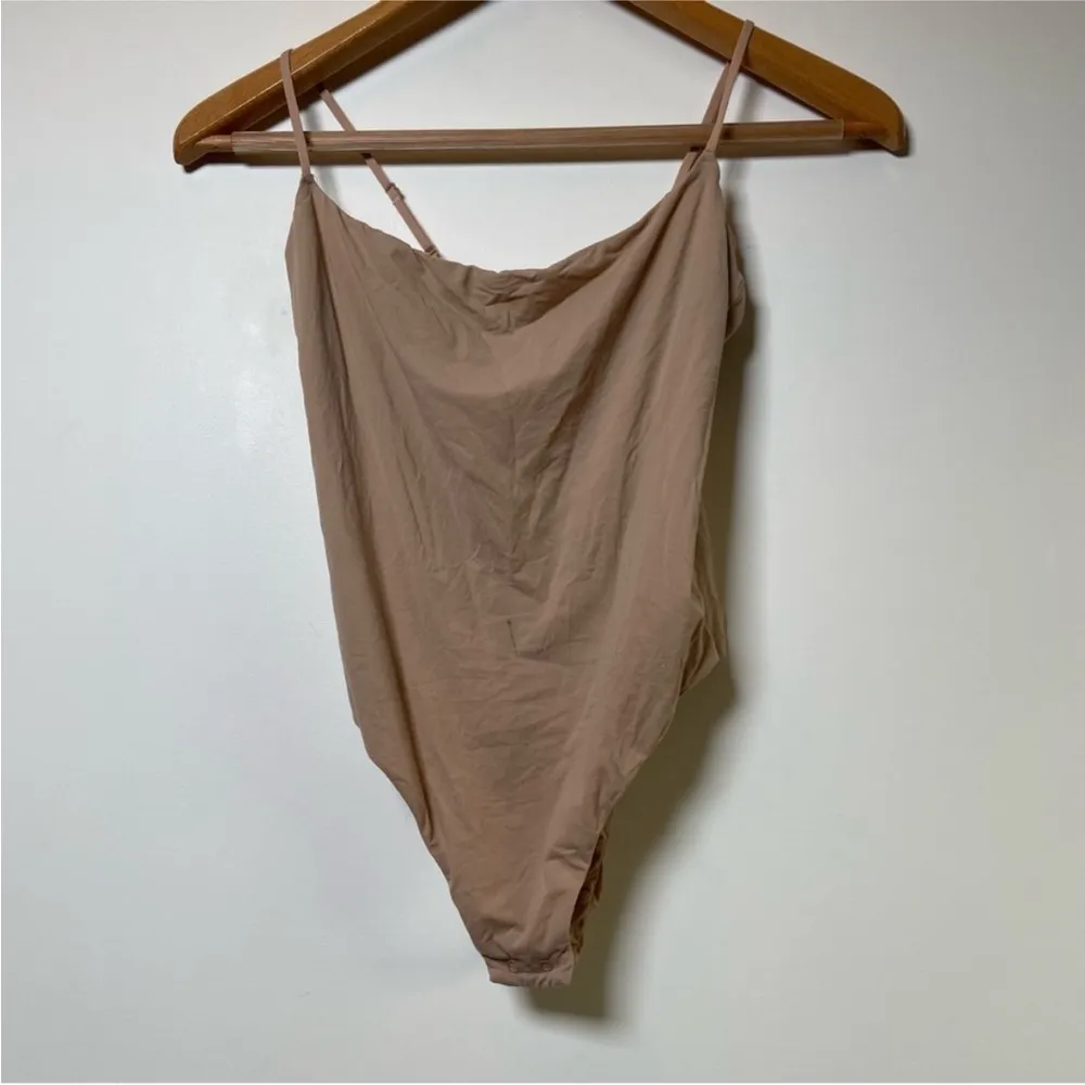 Tan skims bodysuit - Image 8