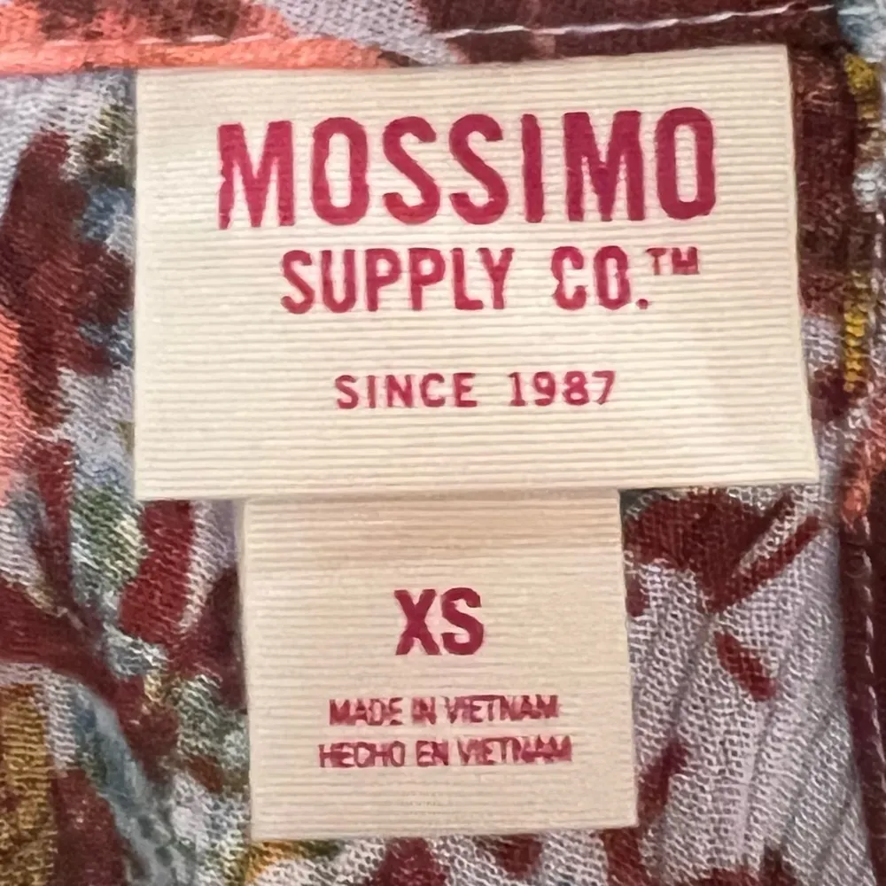 Long sleeve cold shoulder light blue floral top size XS - Image 4